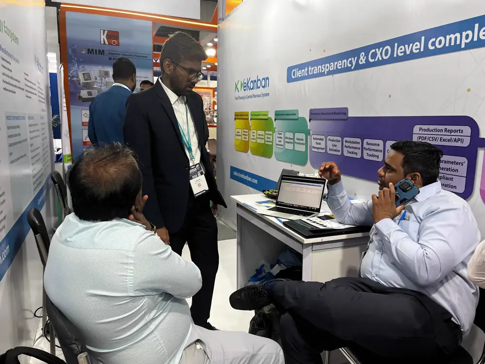 VeKanban team at Automation Expo 2025, photo 9